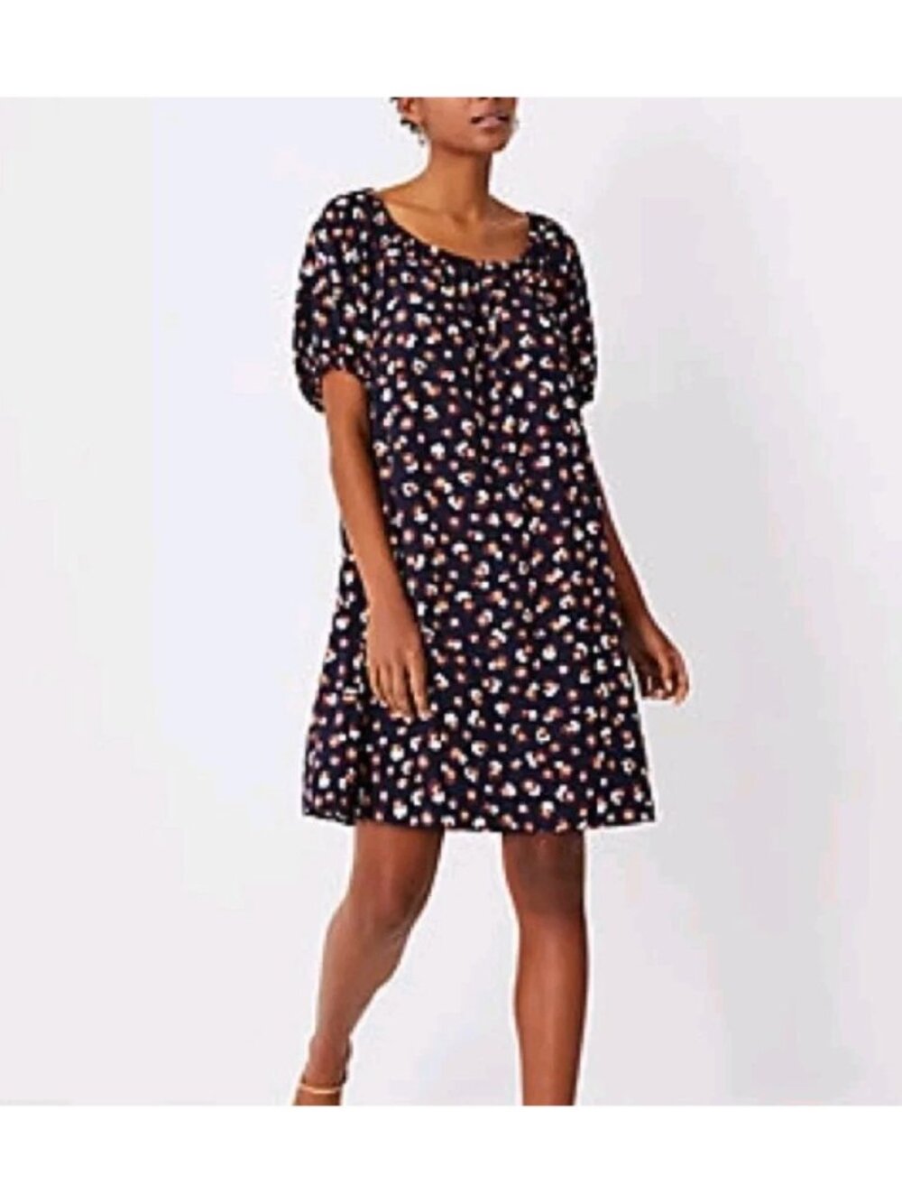 Ann Taylor Size S Black Floral Scoop Neck Bubble Sleeve Swing Dress